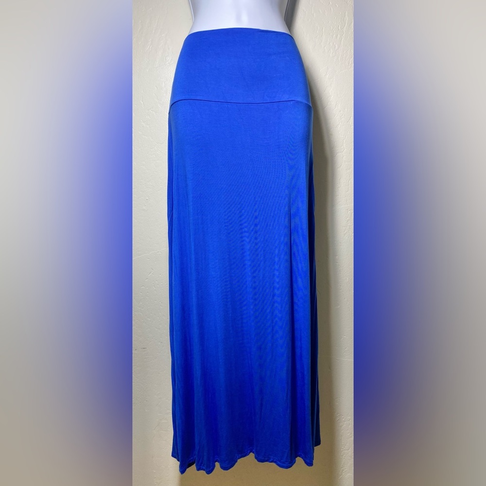 International Klein Blue Skirt 💙